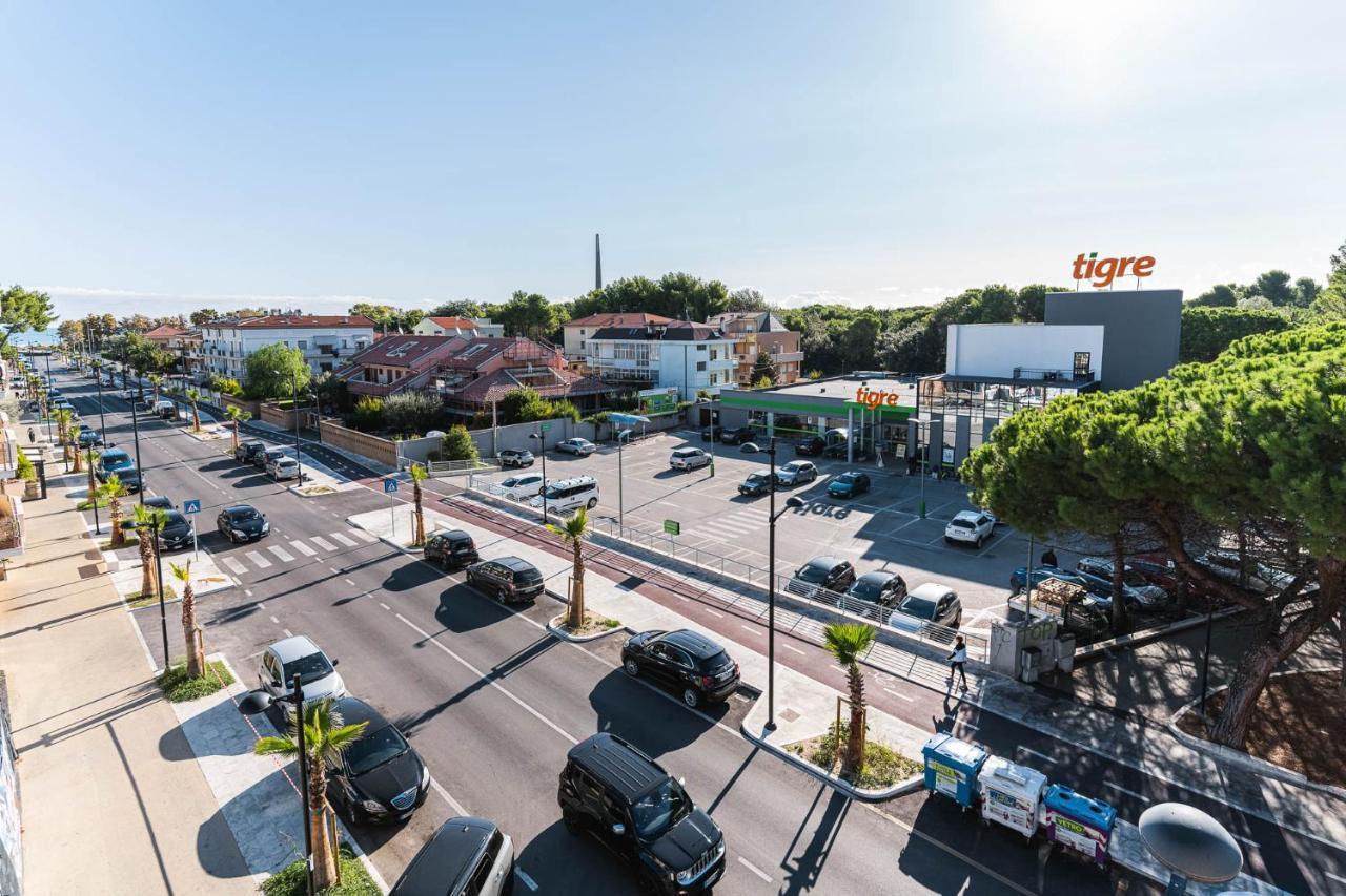 Anita Domus - Appartamento Con Vista A Pescara Exteriör bild