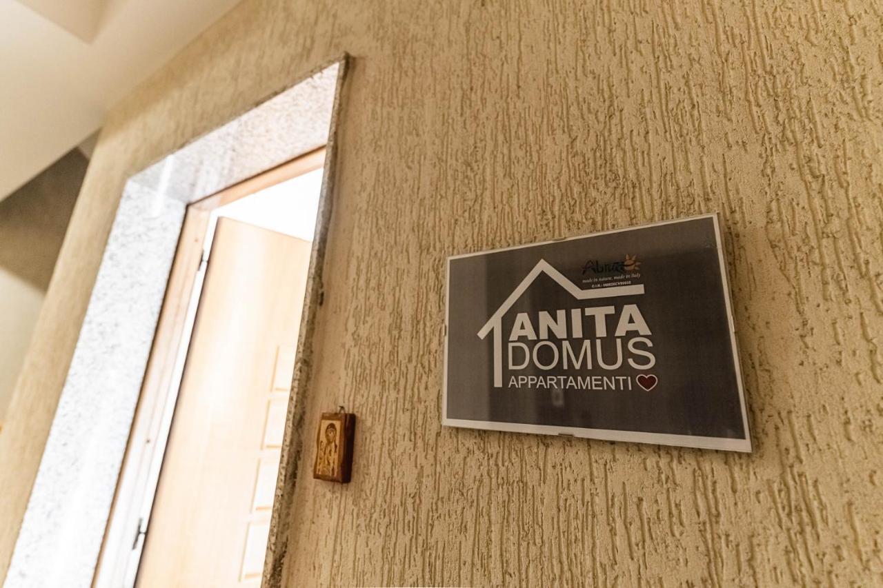 Anita Domus - Appartamento Con Vista A Pescara Exteriör bild
