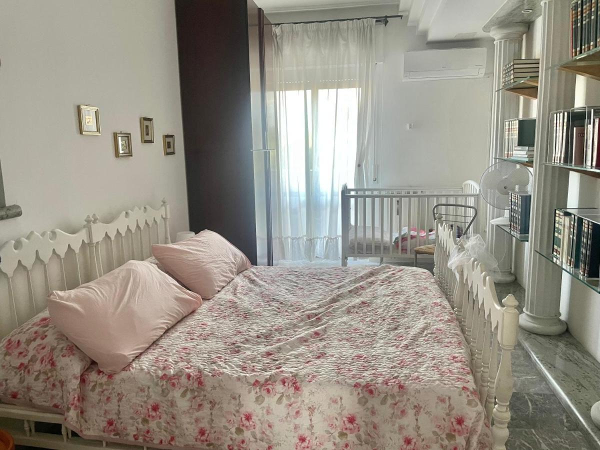 Anita Domus - Appartamento Con Vista A Pescara Exteriör bild